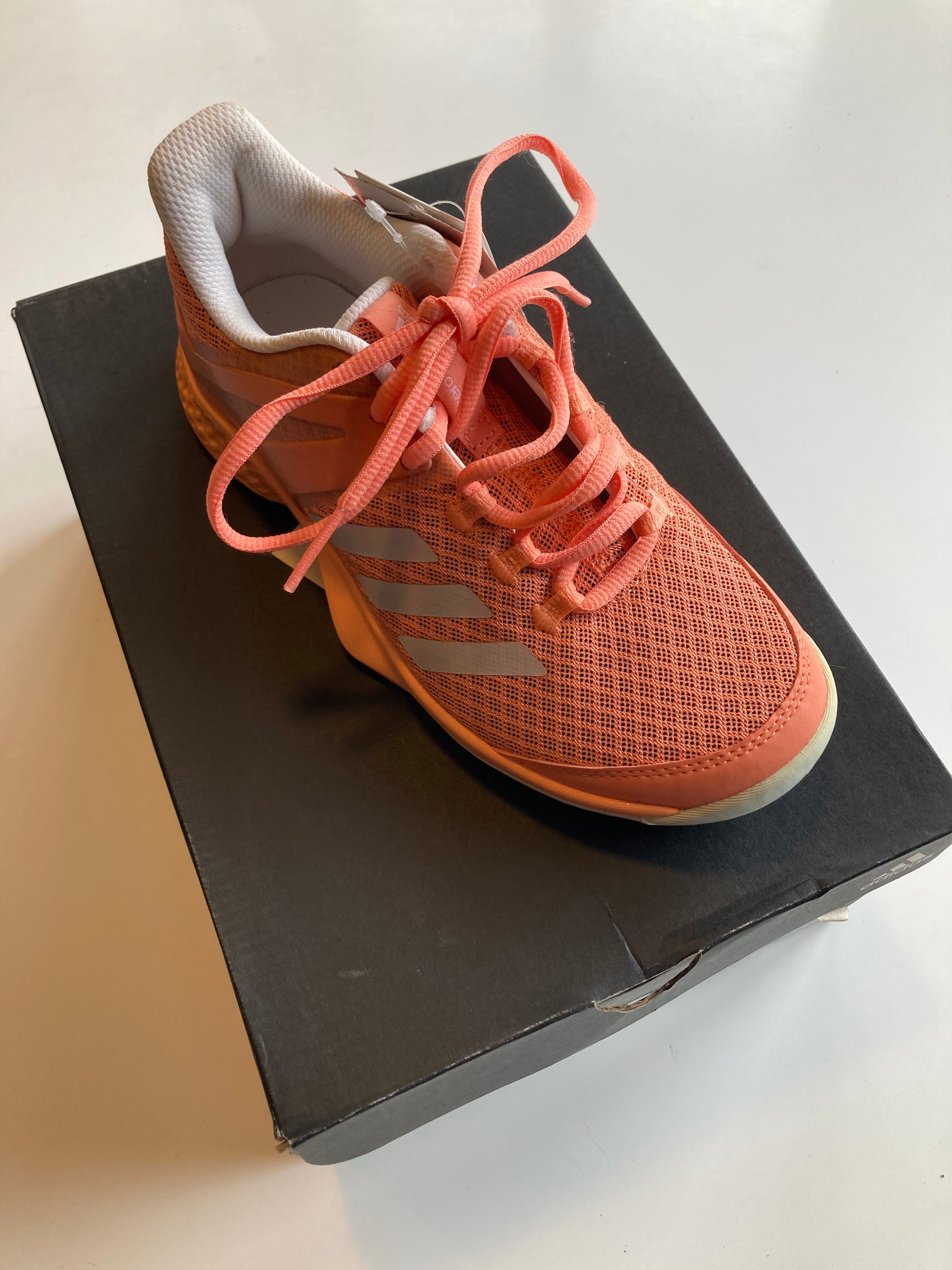 ADIZERO CLUB DAMENTENNISSCHUHE - 36