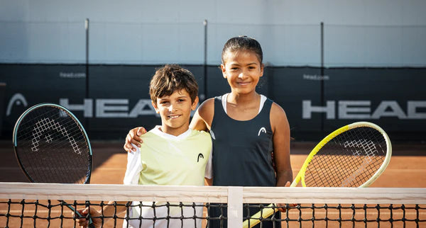 Wie finde ich den richtigen Tenniskurs für mein Kind?